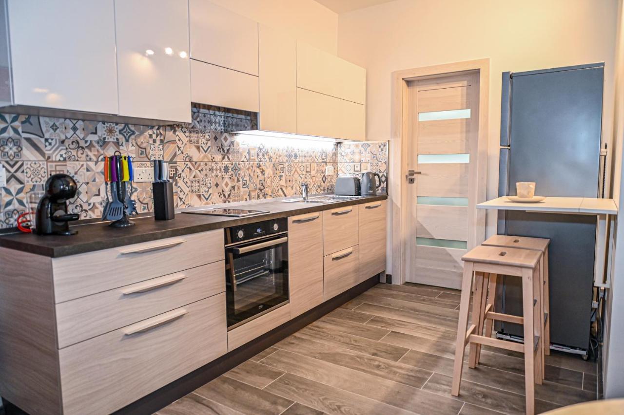 Droplet Apartment Kalkara Exterior photo