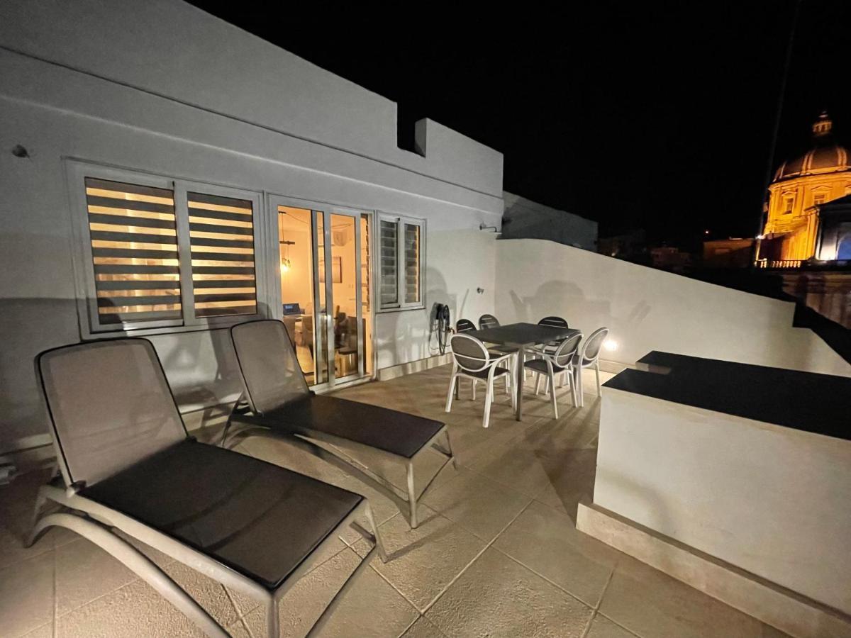 Droplet Apartment Kalkara Exterior photo
